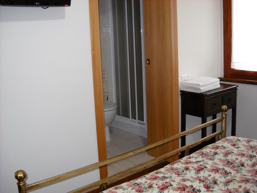 Domomea Hotel Quartu Sant'Elena Ruang foto