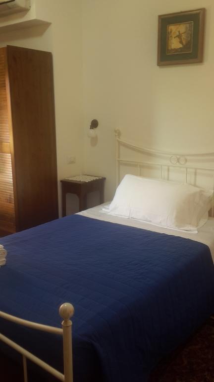 Domomea Hotel Quartu Sant'Elena Bagian luar foto