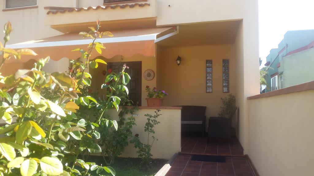 Domomea Hotel Quartu Sant'Elena Bagian luar foto